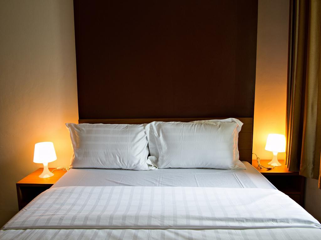 Nrv Place Apart Hotel バンコク都 エクステリア 写真